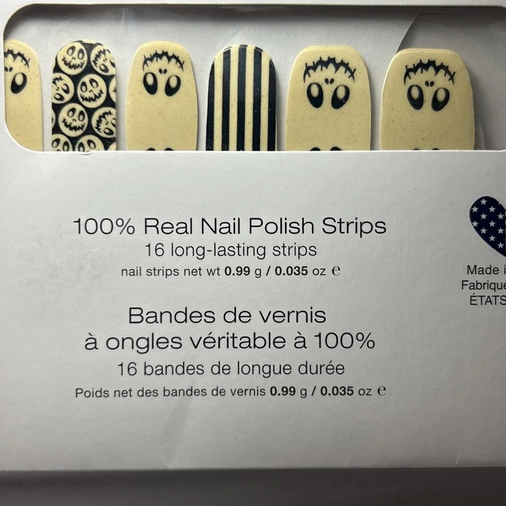 Color Street Nail Polish Strips Boo Crew Glow In the Dark Halloween
